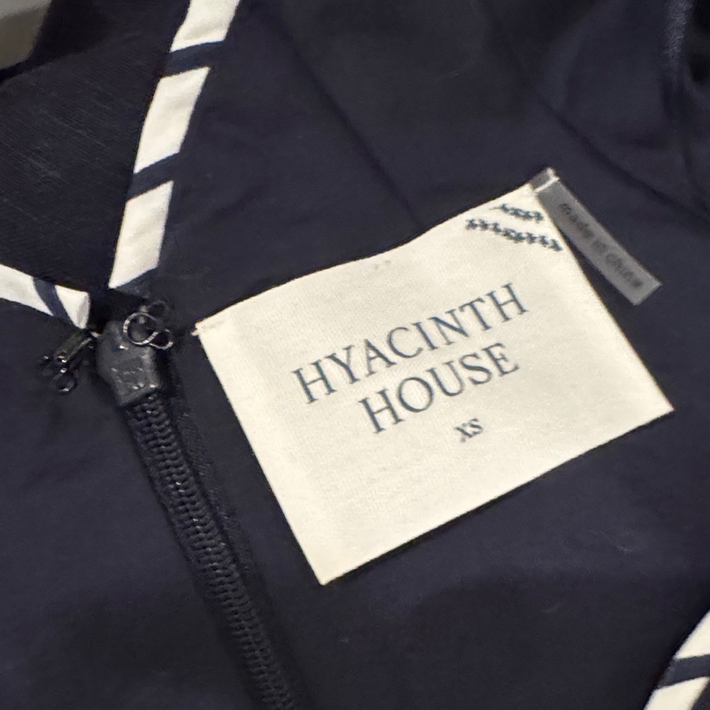 Structured Navy Mini Dress with Puff Sleeves - Picture 2 of 2